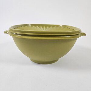 VTG Tupperware Servalier Bowl 858-1 W/ Lid 859-1 Avocado Green Made In Canada